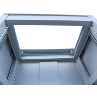 Rack para operadores ETSI 35U A600 x F600 - Detalle techo abierto