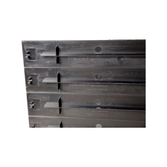 Tapa carátula ciega rack 1U plástico kit 6 Und vista trasera