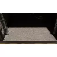 Rack mural insonorizado 9U 600 x 600, vista interior