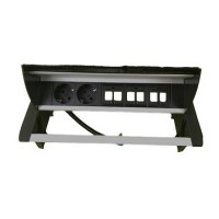 Perfil de empotrar con tapa, 2 schukos negros, vista interior frontal