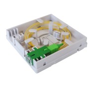 Caja de superficie de fibra óptica FFTH con adaptador SC APC Simplex y 1 pigtail