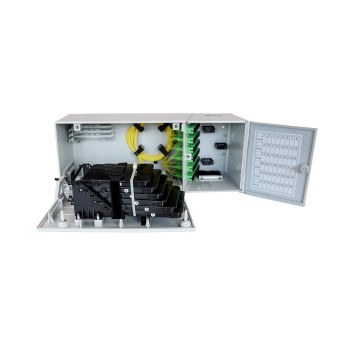 Caja distribución multi-operador fibra óptica con 48 conectores SC