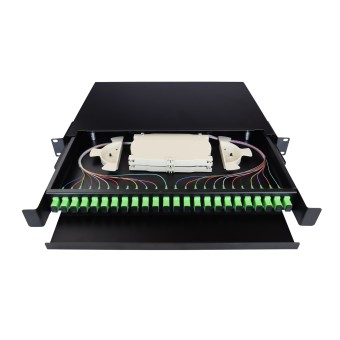 Bandeja fibra óptica extraíble con 24 pigtail SC APC (vista interior)